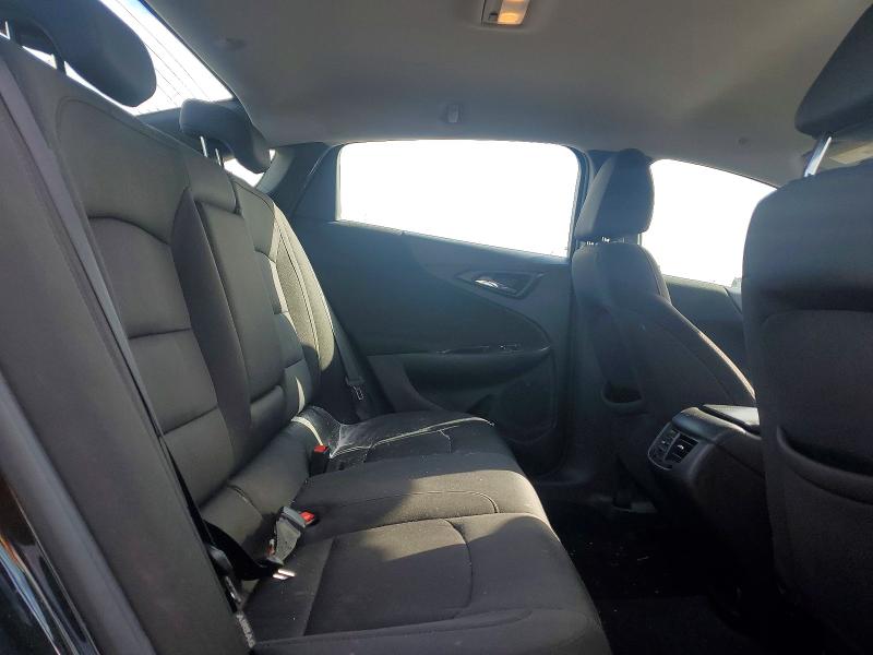 Photo 10 from auction – 2018 CHEVROLET MALIBU with VIN 1G1ZD5ST5JF159250