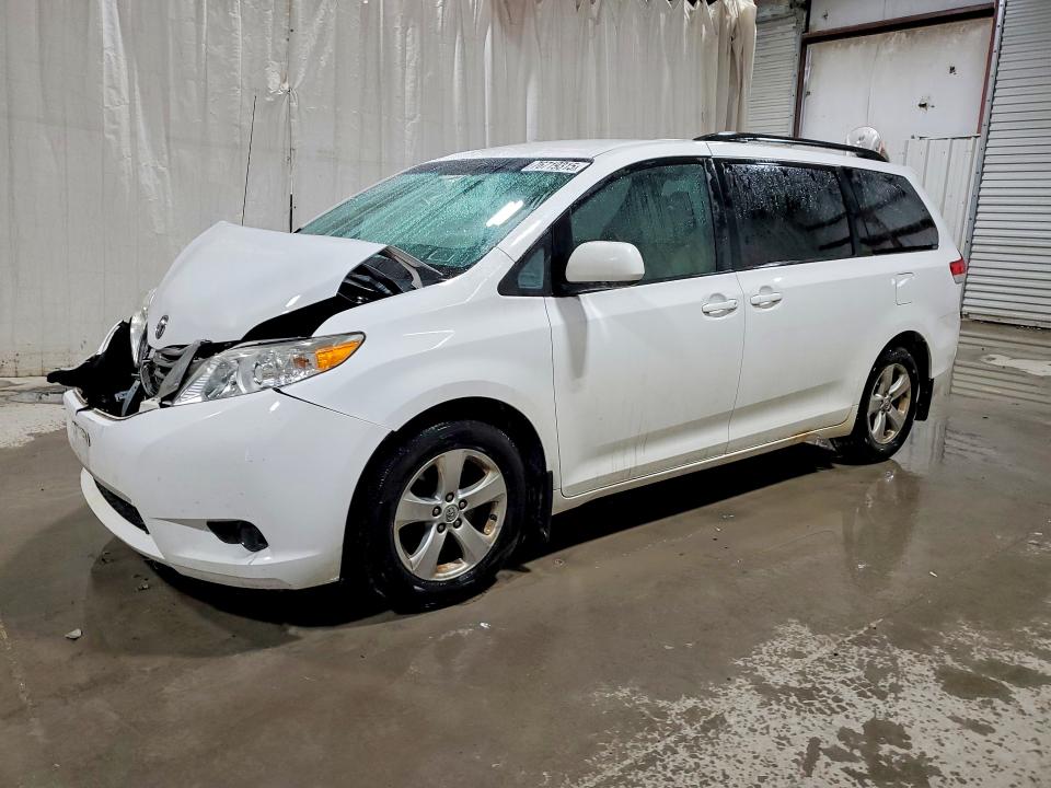 TOYOTA SIENNA 2014 with VIN 5TDKK3DC2ES410537 - Photo from auction