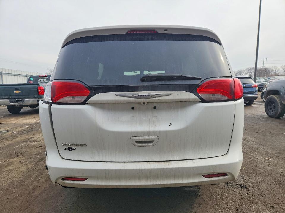 Photo 6 from auction – 2020 CHRYSLER VOYAGER LX with VIN 2C4RC1CG9LR100072