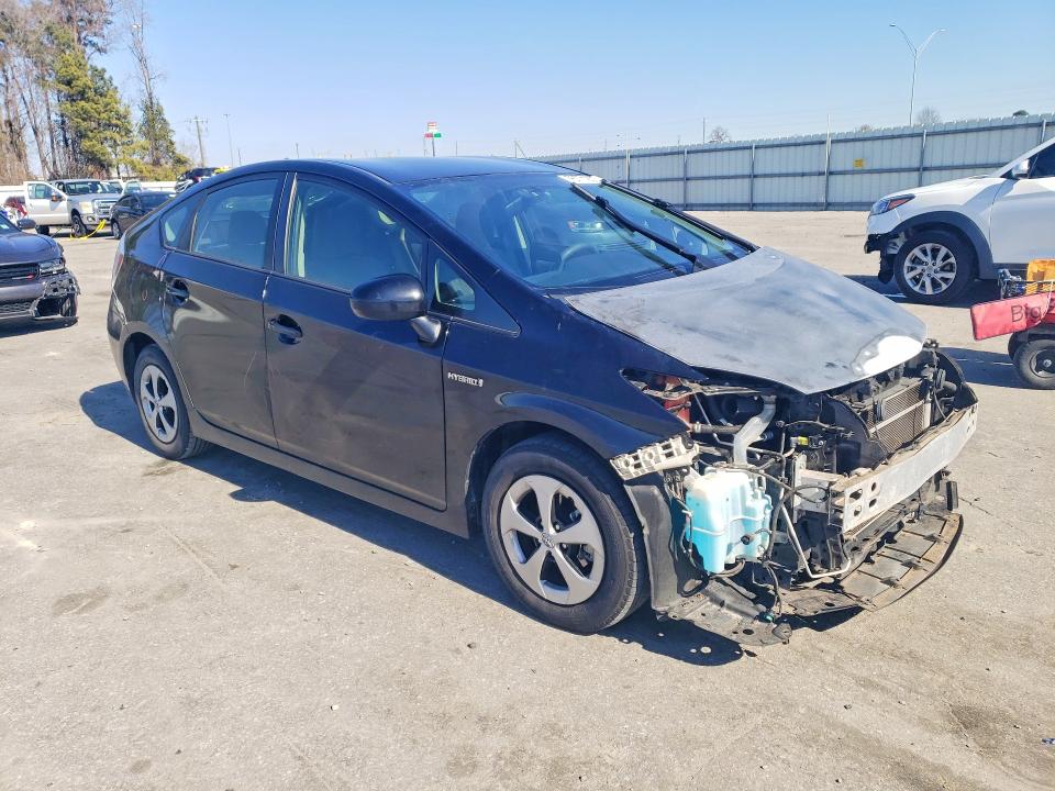 Photo 4 from auction – 2014 TOYOTA PRIUS with VIN JTDKN3DU1E0378912