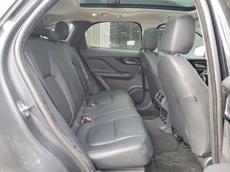 Photo 11 from auction – 2018 JAGUAR F-PACE with VIN SADCJ2FX3JA273797