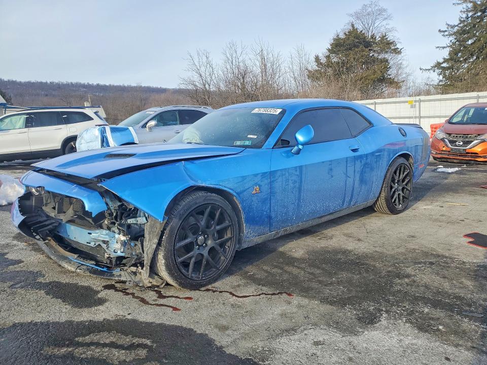 DODGE CHALLENGER 2015 with VIN 2C3CDZFJ5FH910080 - Photo from auction