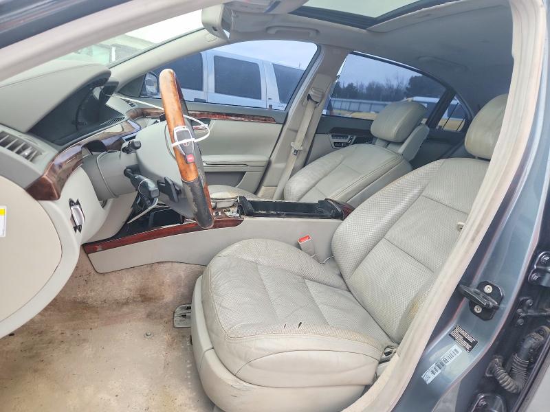 Photo 7 from auction – 2010 MERCEDES-BENZ S 550 with VIN WDDNG7BB0AA341893