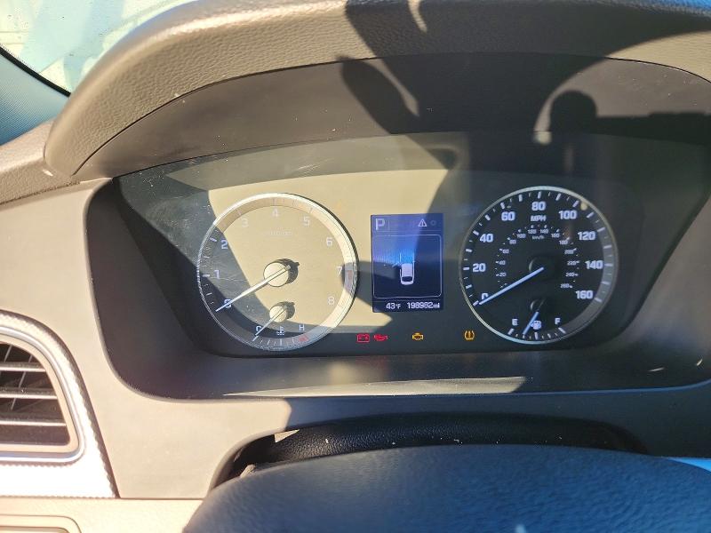 Photo 9 from auction – 2017 HYUNDAI SONATA SE with VIN 5NPE24AF4HH465437