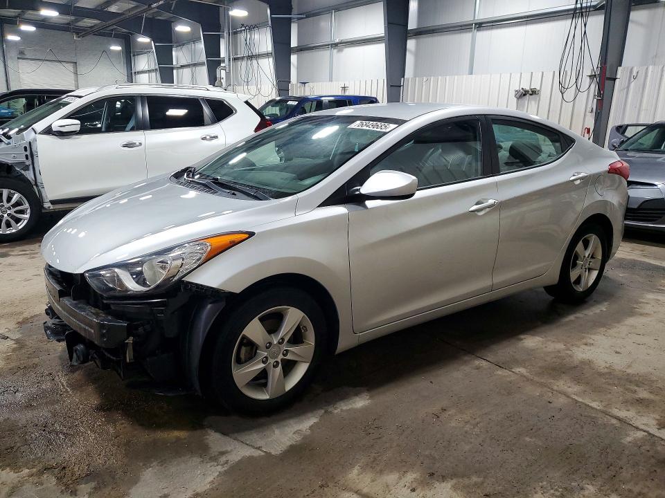 Photo 1 from auction – 2013 HYUNDAI ELANTRA with VIN KMHDH4AE4DU724764