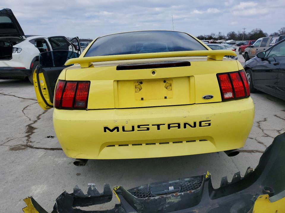 Photo 6 from auction – 2001 FORD MUSTANG with VIN 1FAFP40411F129160