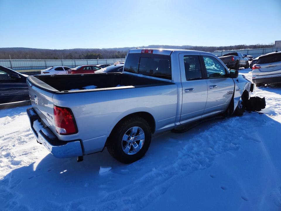 Photo 3 from auction – 2017 RAM 1500 SLT with VIN 1C6RR7GT8HS579008