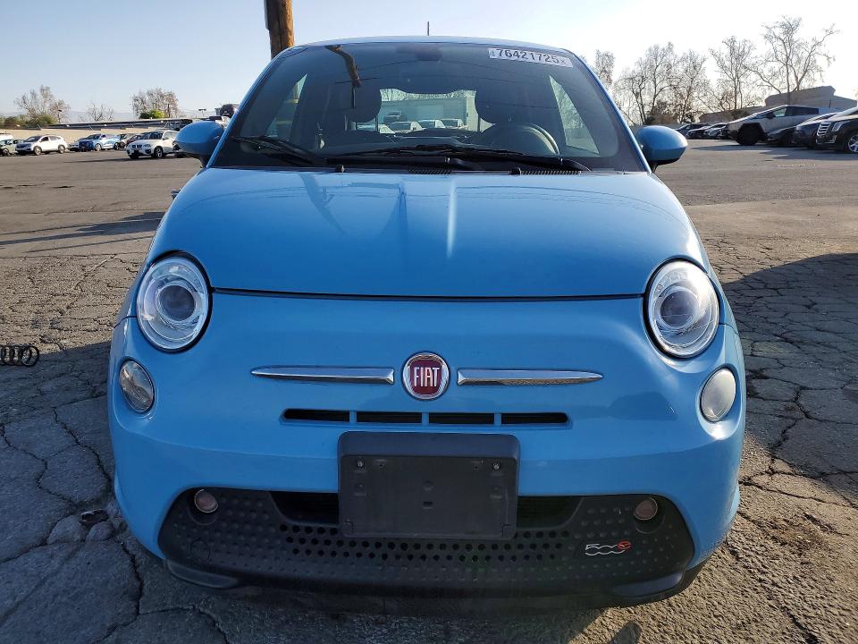 Photo 5 from auction – 2017 FIAT 500 with VIN 3C3CFFGE7HT682376