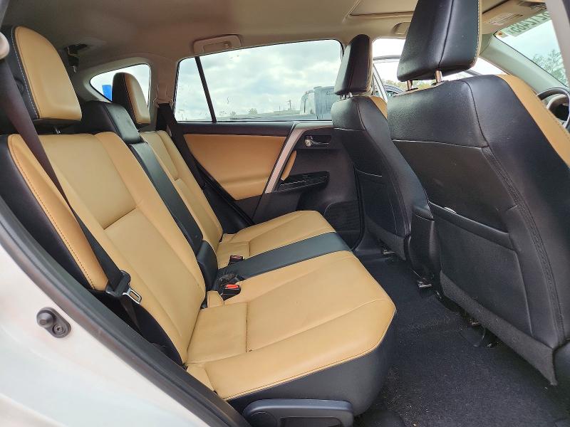 Photo 11 from auction – 2017 TOYOTA RAV4 LIMIT with VIN 2T3YFREV1HW315147