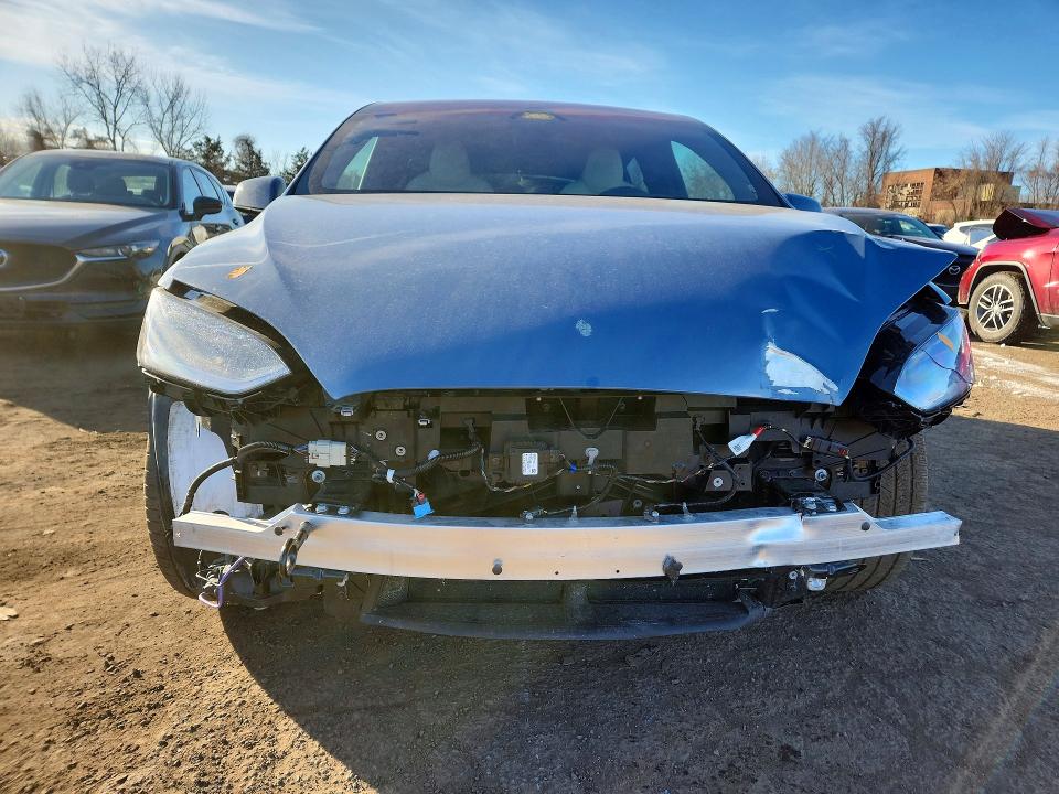 Photo 5 from auction – 2026 TESLA MODEL X with VIN 7SAXCBE54TF480476