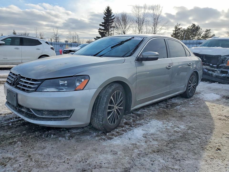 VOLKSWAGEN PASSAT SEL 2014 with VIN 1VWCN7A30EC086512 - Photo from auction