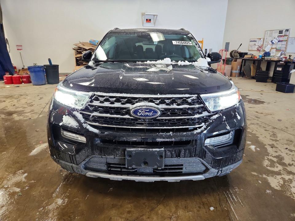 Photo 5 from auction – 2023 FORD EXPLORER with VIN 1FMSK8DH6PGB73228