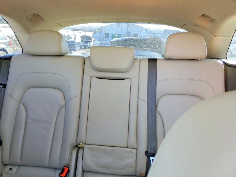 Photo 10 from auction – 2012 AUDI Q5 PREMIUM with VIN WA1LFAFP2CA048307