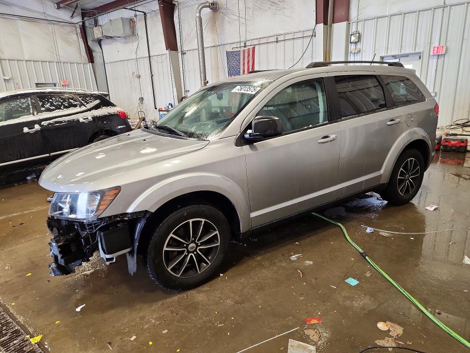 DODGE JOURNEY SE 2018 z numerem VIN 3C4PDCAB2JT276222 - Zdjęcie z aukcji