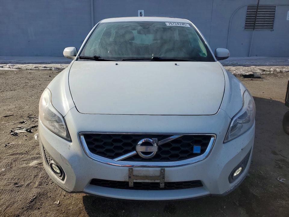 Photo 5 from auction – 2012 VOLVO C30 with VIN YV1672MK4C2269229