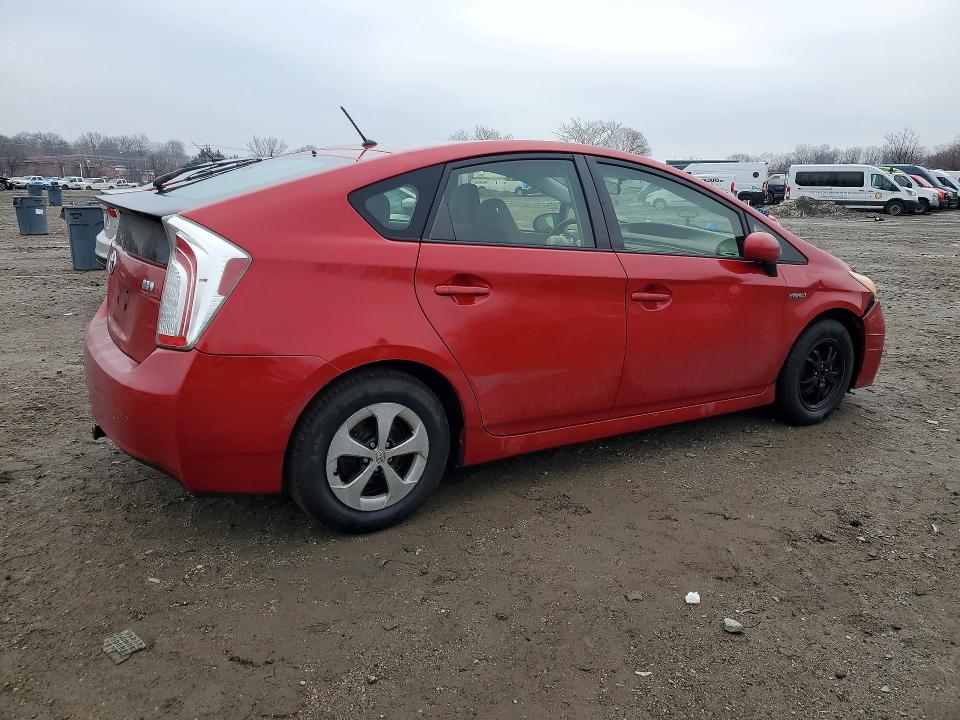 Photo 3 from auction – 2012 TOYOTA PRIUS with VIN JTDKN3DUXC1561278