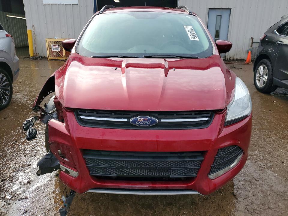 Photo 5 from auction – 2016 FORD ESCAPE with VIN 1FMCU0G9XGUC36692