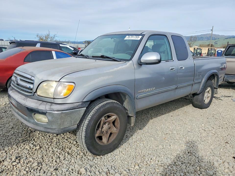 TOYOTA TUNDRA 2001 with VIN 5TBRT34181S164901 - Photo from auction