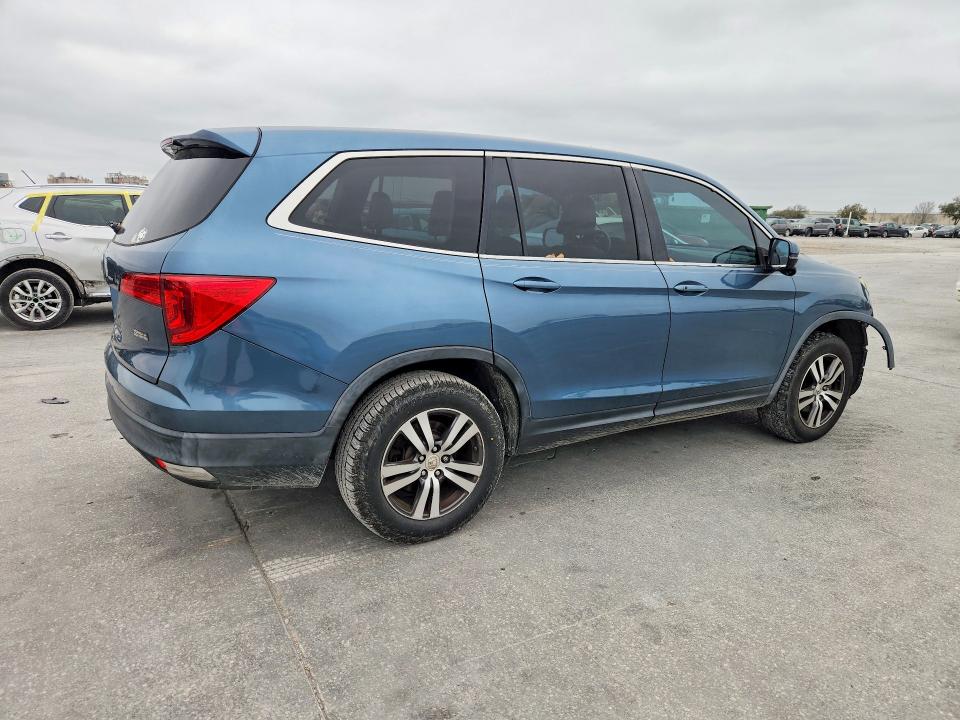Photo 3 from auction – 2016 HONDA PILOT EXL with VIN 5FNYF5H59GB032214
