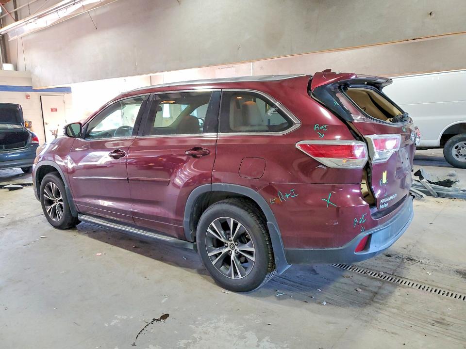 Zdjęcie 2 z aukcji – 2016 TOYOTA HIGHLANDER z VIN 5TDJKRFH1GS242772