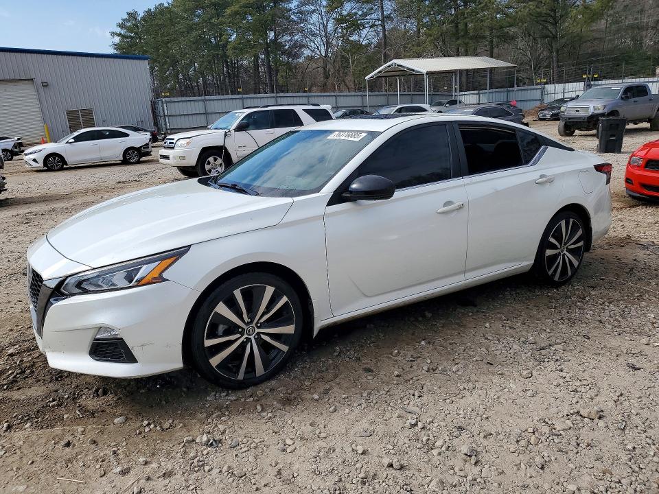 NISSAN ALTIMA 2019 with VIN 1N4AL4CV3KC248874 - Photo from auction