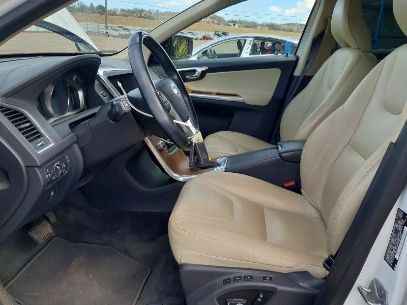 Photo 7 from auction – 2017 VOLVO XC60 T5 IN with VIN YV440MRU8H2068400