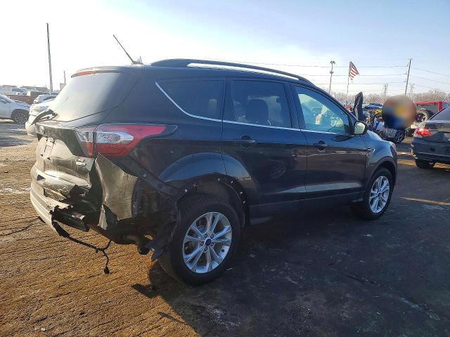 Photo 3 from auction – 2017 FORD ESCAPE with VIN 1FMCU9GD7HUB50492