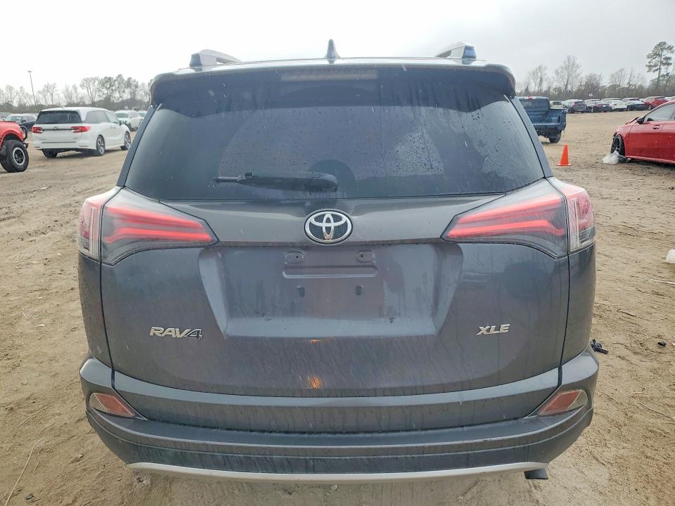 Photo 6 from auction – 2016 TOYOTA RAV4 with VIN JTMWFREV2GD085671