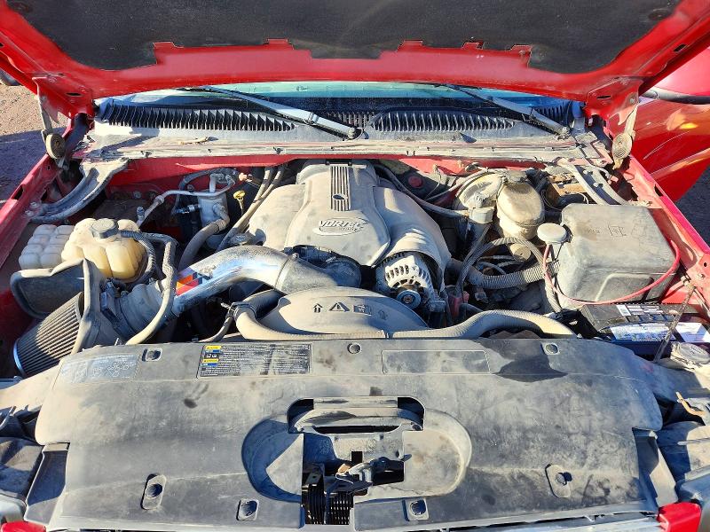 Photo 11 from auction – 2004 CHEVROLET SILVERADO with VIN 2GCEK19N841340740