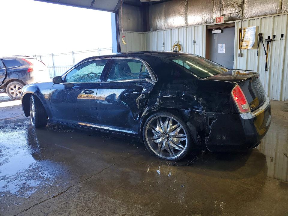 Photo 2 from auction – 2013 CHRYSLER 300 with VIN 2C3CCAAG3DH595356