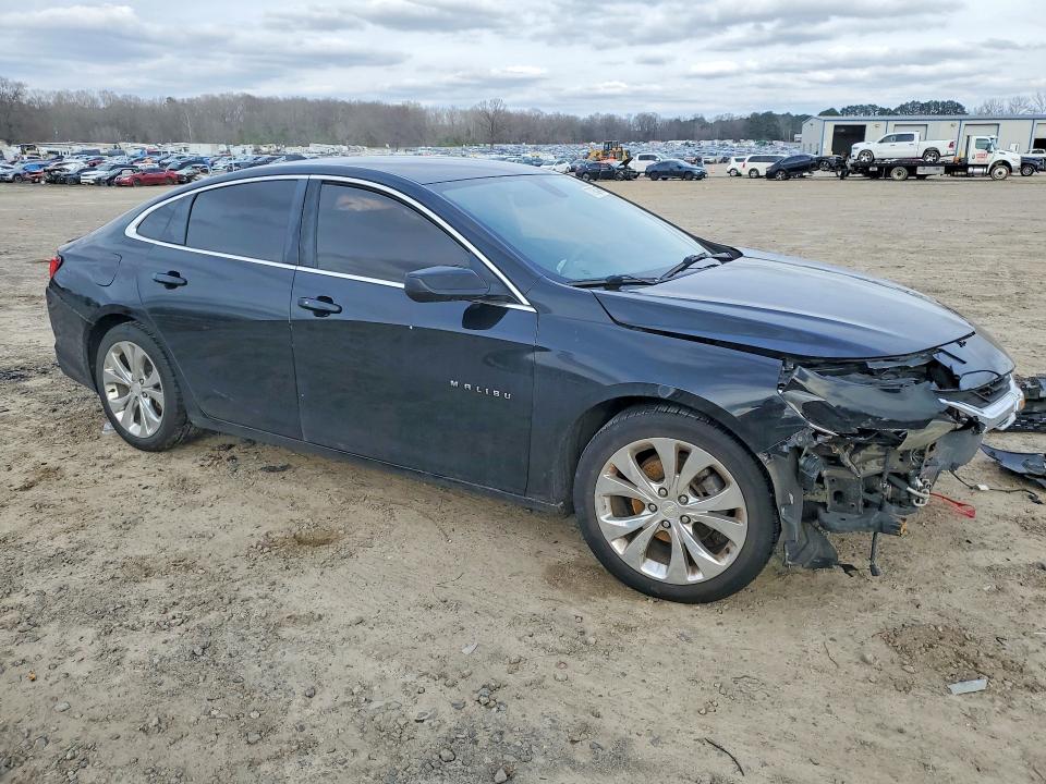 Photo 4 from auction – 2019 CHEVROLET MALIBU with VIN 1G1ZD5ST8KF160586