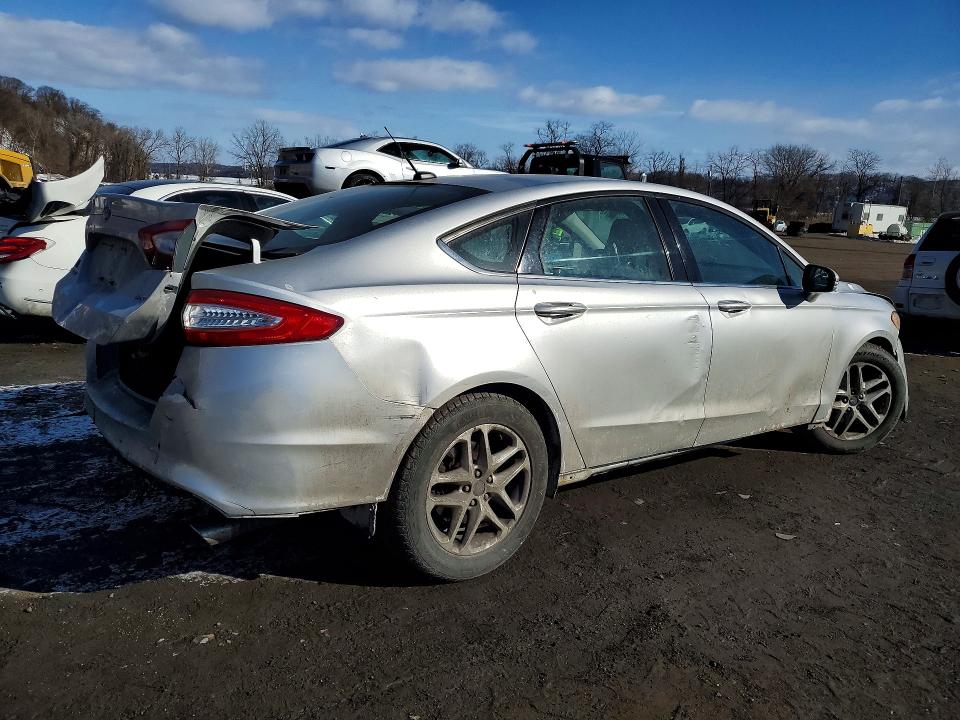 Photo 3 from auction – 2013 FORD FUSION with VIN 3FA6P0H70DR349565