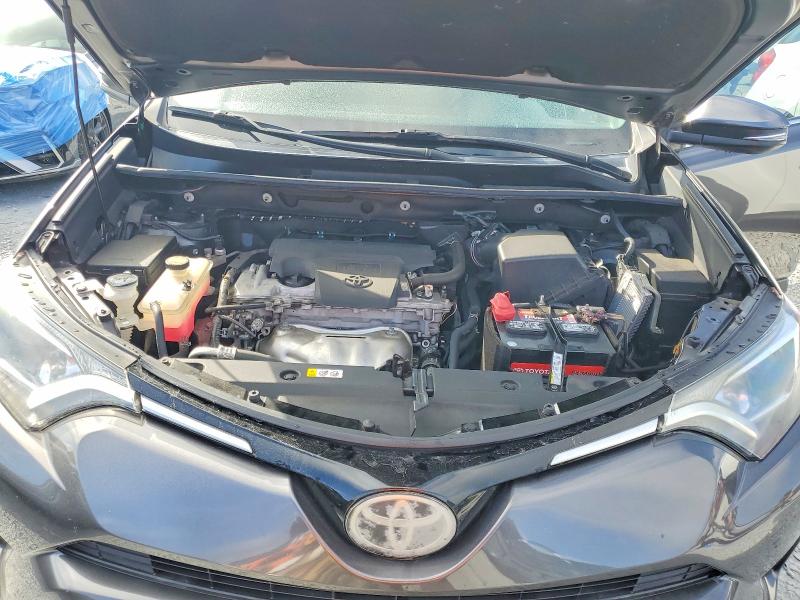 Photo 12 from auction – 2018 TOYOTA RAV4 ADVEN with VIN 2T3WFREV2JW522952