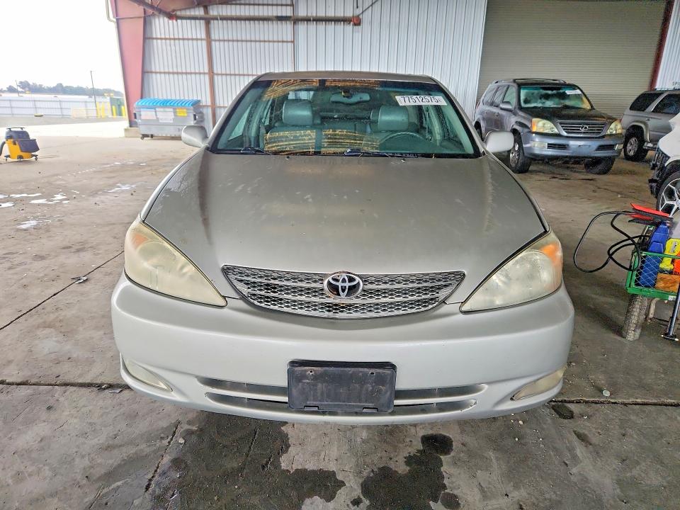 Photo 5 from auction – 2003 TOYOTA CAMRY with VIN JTDBF30K630124000