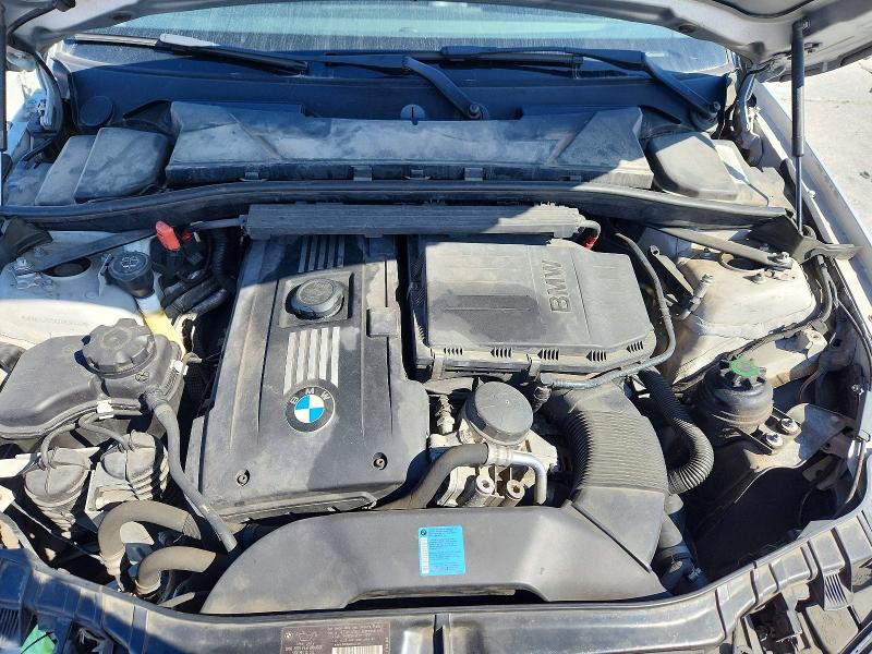 Photo 11 from auction – 2010 BMW 135 I with VIN WBAUC7C5XAVK96428