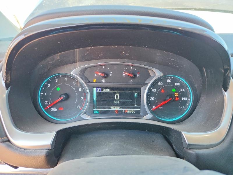 Photo 9 from auction – 2018 CHEVROLET TRAVERSE with VIN 1GNERGKW0JJ246068