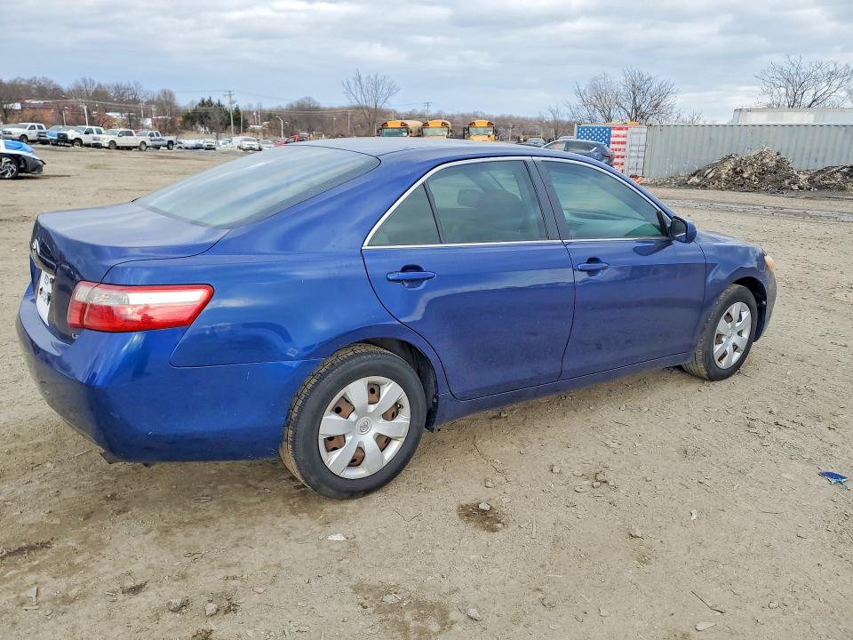 Photo 3 from auction – 2007 TOYOTA CAMRY CE with VIN 4T1BE46K37U118844