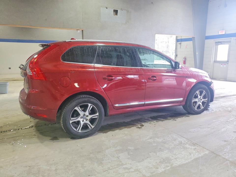 Photo 3 from auction – 2015 VOLVO XC60 with VIN YV4902RC6F2579375
