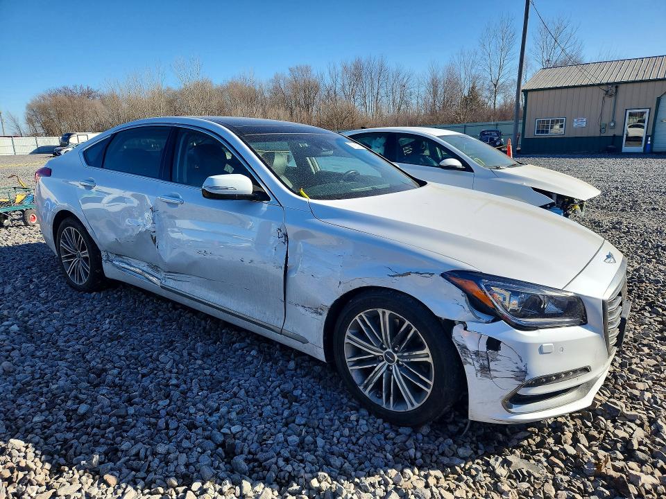 Photo 4 from auction – 2018 GENESIS G80 with VIN KMHGN4JE2JU247995