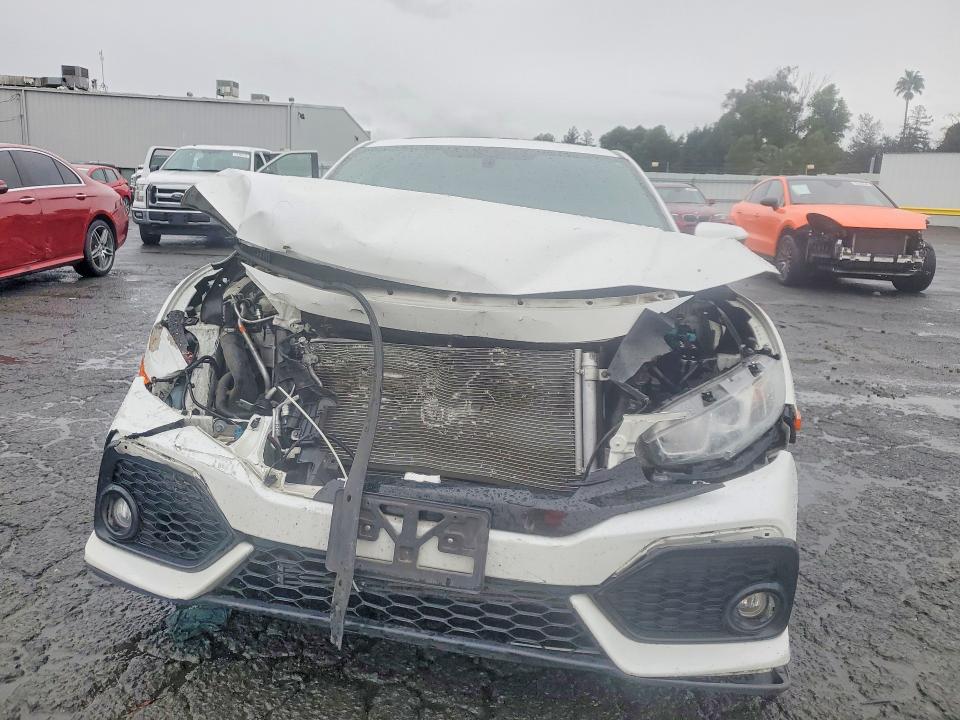 Photo 5 from auction – 2018 HONDA CIVIC with VIN 2HGFC3A5XJH756740