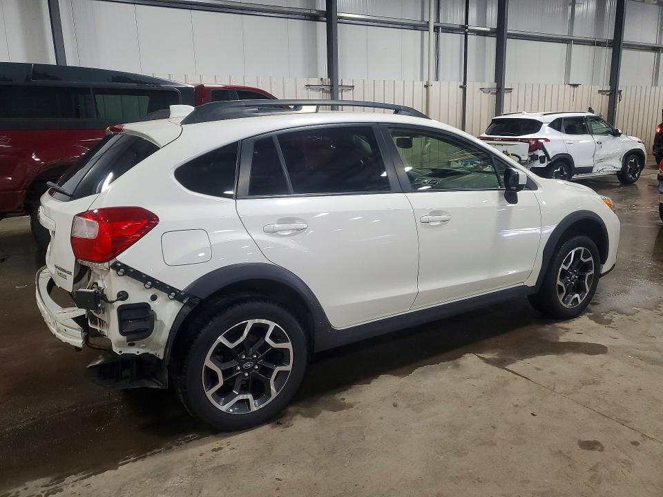 Photo 3 from auction – 2016 SUBARU CROSSTREK with VIN JF2GPADCXG8299658
