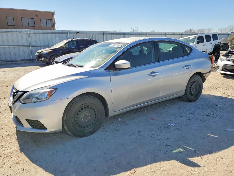 NISSAN SENTRA 2018 with VIN 3N1AB7AP0JY284081 - Photo from auction