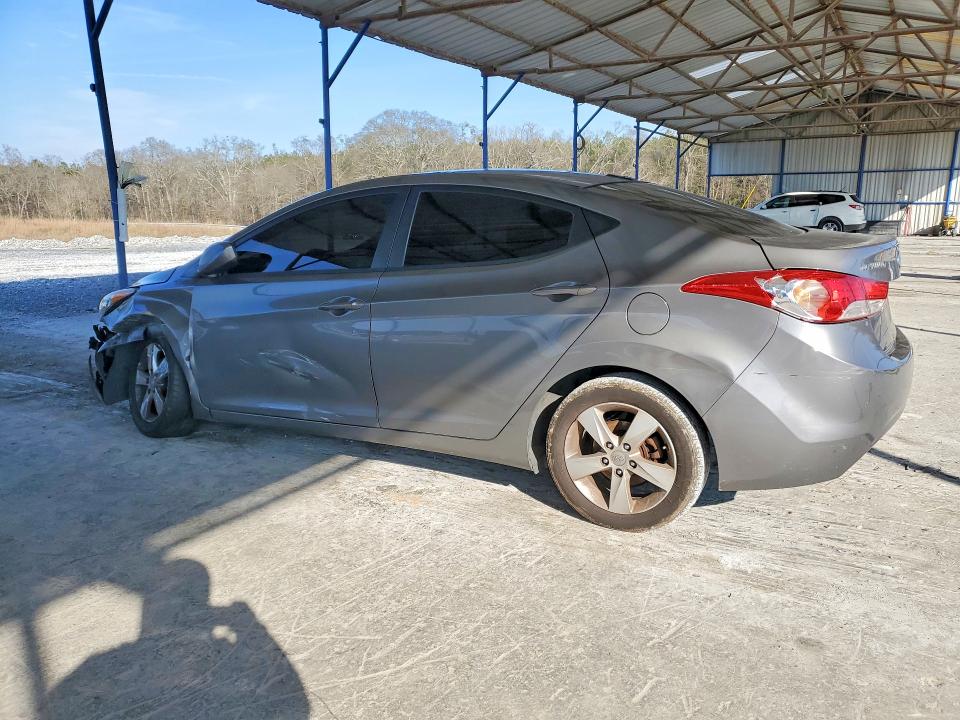 Photo 2 from auction – 2013 HYUNDAI ELANTRA GL with VIN 5NPDH4AE4DH302833