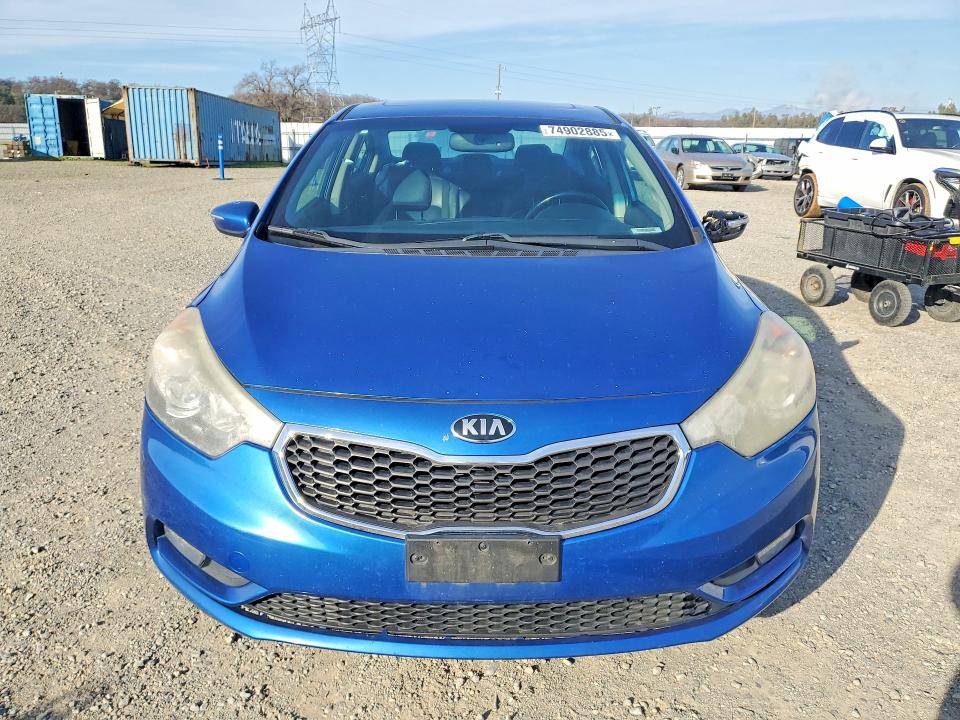 Photo 5 from auction – 2014 KIA FORTE with VIN KNAFZ4A85E5096274