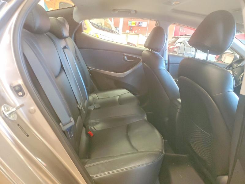 Photo 10 from auction – 2011 HYUNDAI ELANTRA GL with VIN 5NPDH4AE6BH052041