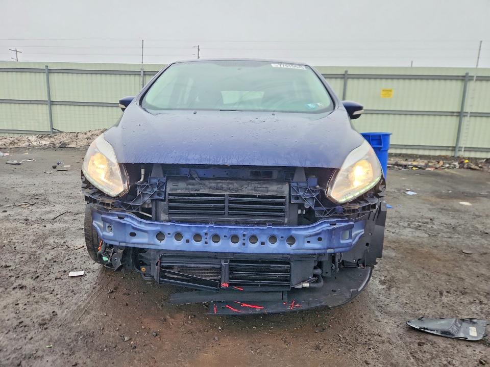 Photo 5 from auction – 2017 FORD C-MAX with VIN 1FADP5EU4HL100754