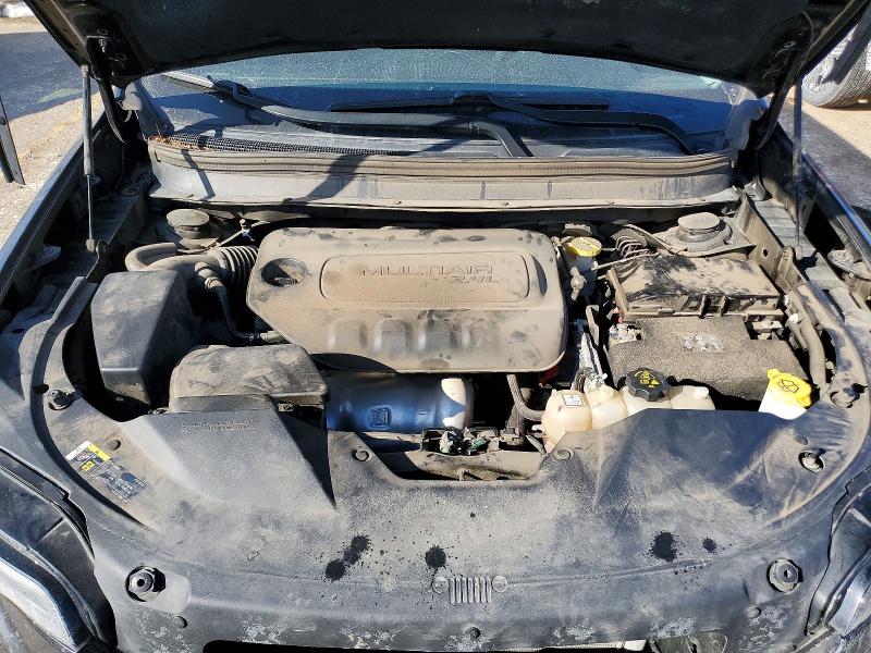 Photo 11 from auction – 2019 JEEP CHEROKEE with VIN 1C4PJLCB8KD263648