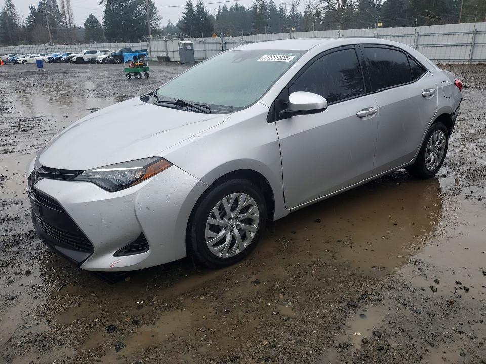TOYOTA COROLLA L 2017 con VIN 2T1BURHE8HC771471 - Foto de la subasta