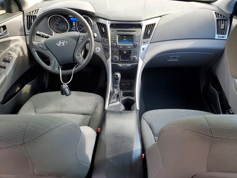 Photo 8 from auction – 2014 HYUNDAI SONATA HYB with VIN KMHEC4A47EA114810