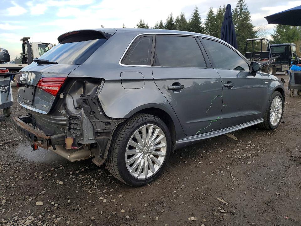 Photo 3 from auction – 2017 AUDI A3 E-TRON with VIN WAUTPBFF5HA112974
